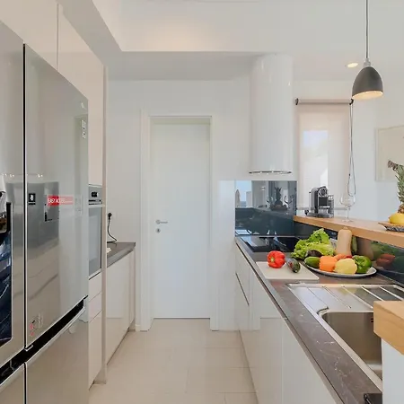 Aponia בית נופש